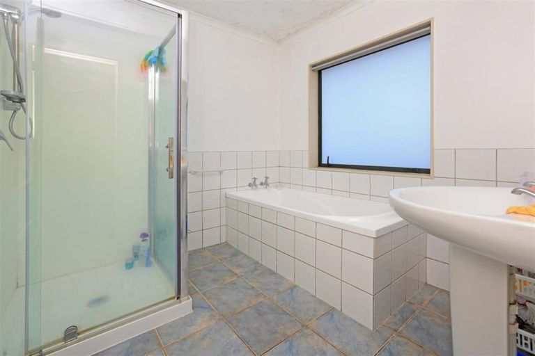 Photo of property in 128 Jeffs Road, Flat Bush, Auckland, 2016