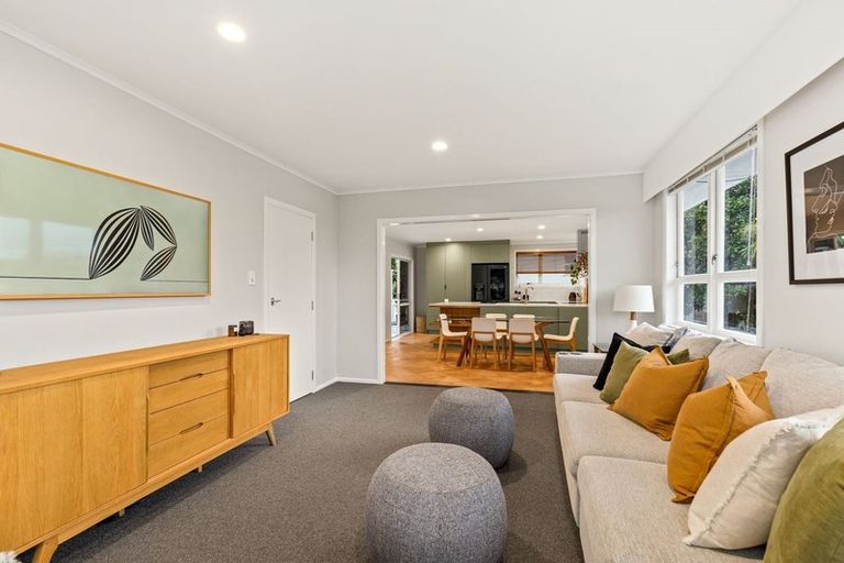 Photo of property in 7 Silver Birch Rise, Henderson, Auckland, 0612