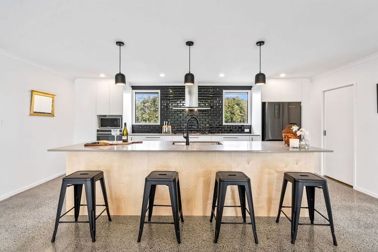 Photo of property in 23 Thomas Elmsley Way, Maungatapere, 0179