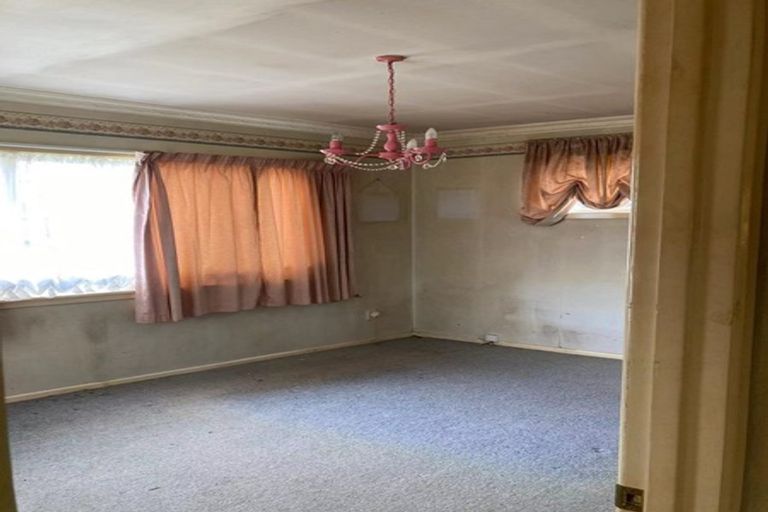 Photo of property in 7 Landon Avenue, Mangere East, Auckland, 2024