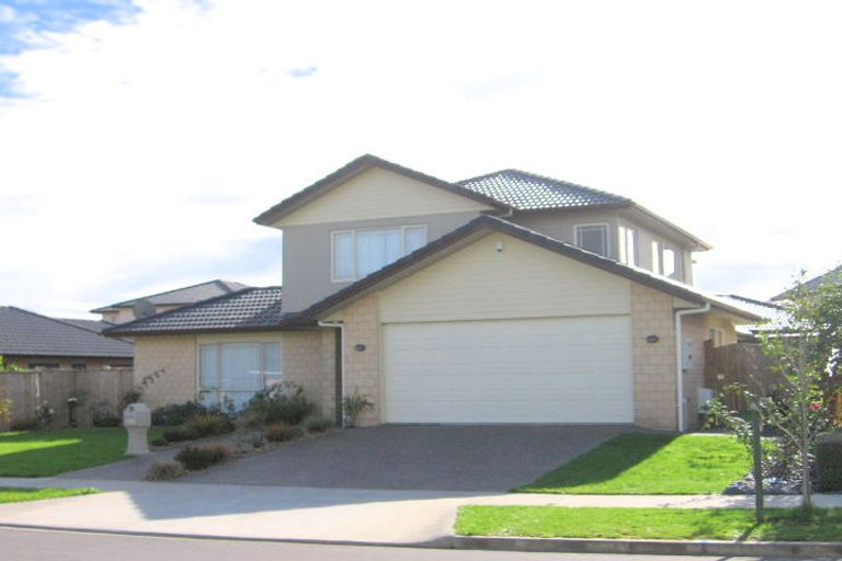 Photo of property in 155 Cyril French Drive, Flat Bush, Auckland, 2016