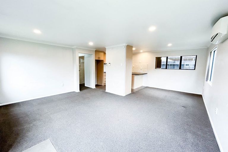 Photo of property in 33b Hamilton Road, Papatoetoe, Auckland, 2025