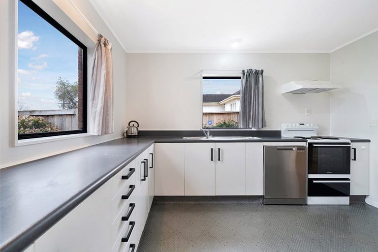 Photo of property in 3/24 Miro Street, New Lynn, Auckland, 0600