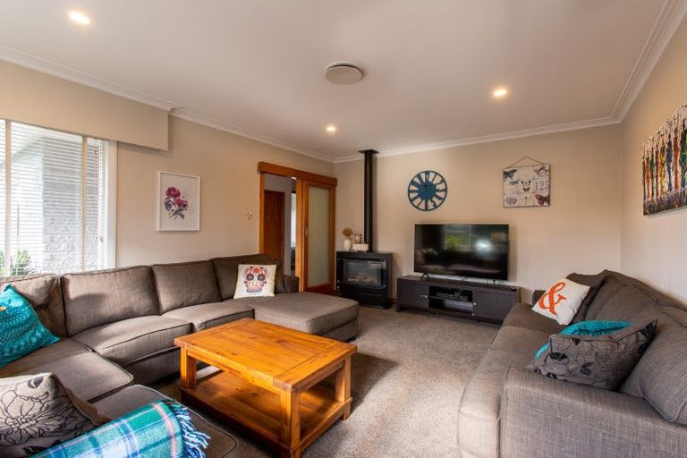 Photo of property in 41 Guy Street, Dannevirke, 4930