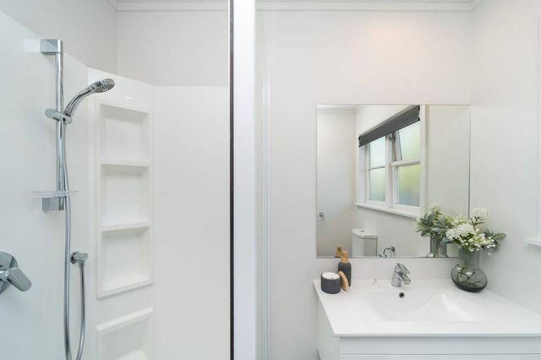 Photo of property in 49 College Street, Awapuni, Palmerston North, 4412