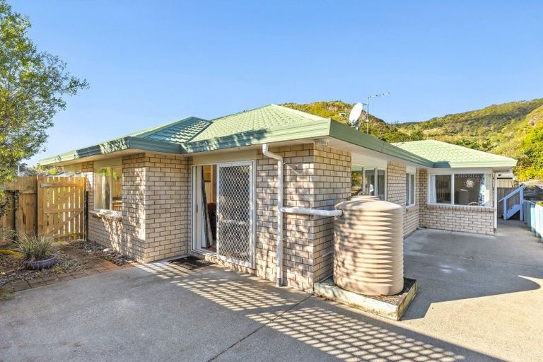 Photo of property in 27 Villa Grove, Paraparaumu, 5032