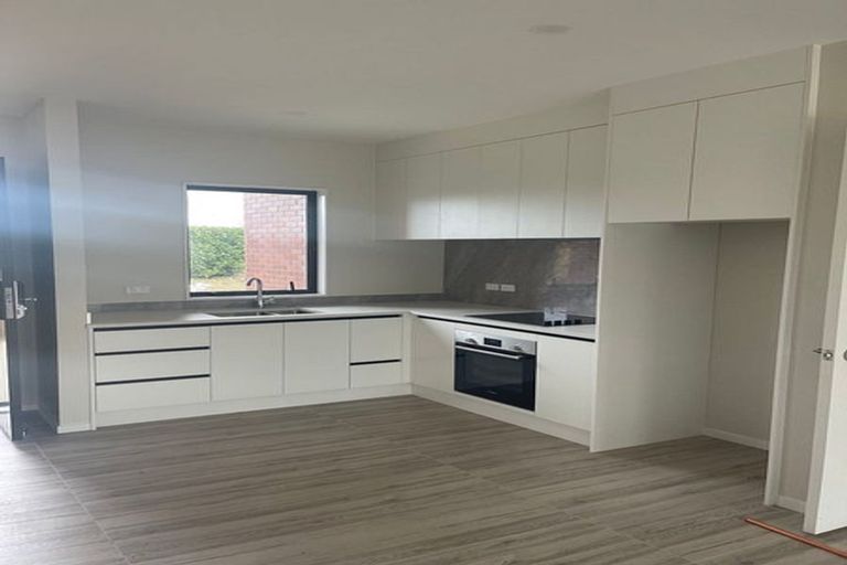 Photo of property in 7 Benjamin Place, Clevedon, 2582