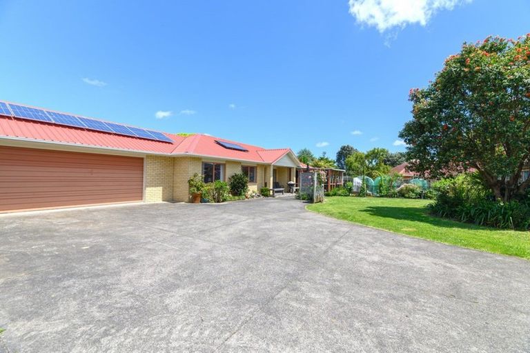 Photo of property in 6 Rays Way, Tuakau, 2121