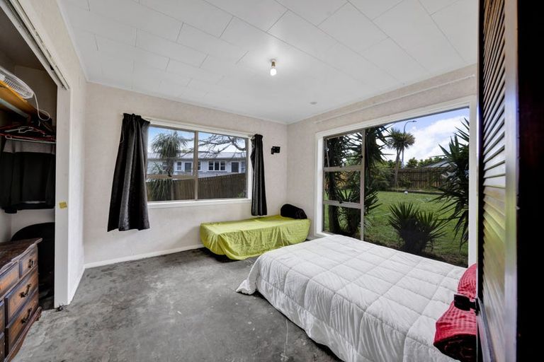 Photo of property in 19 Tybalt Street, Stratford, 4332