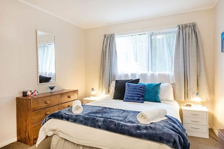 Photo of property in 54a Lincoln Avenue, Tawa, Wellington, 5028