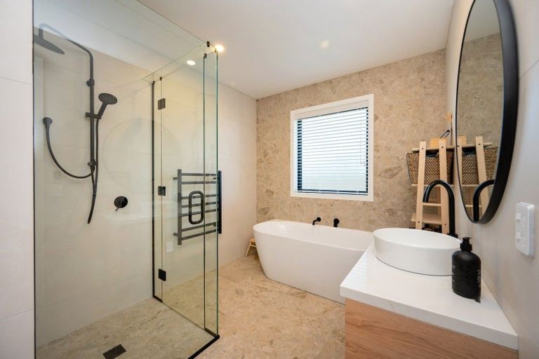 Photo of property in 25 Arihi Crescent, Frimley, Hastings, 4120