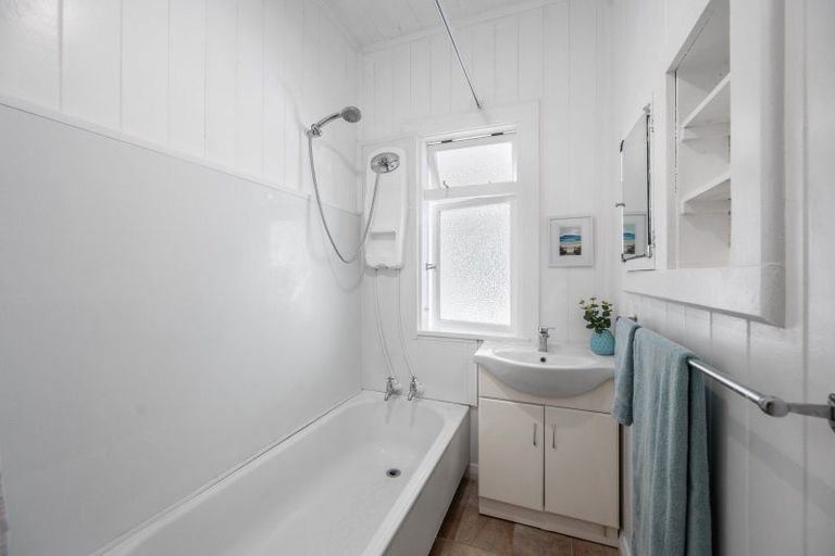 Photo of property in 60 Mcgrath Street, Napier South, Napier, 4110