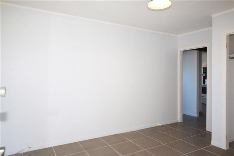 Photo of property in 1/34 Glendale Road, Glen Eden, Auckland, 0602