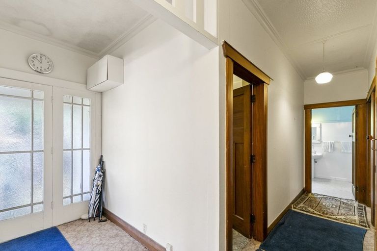 Photo of property in 10 Burrows Avenue, Karori, Wellington, 6012