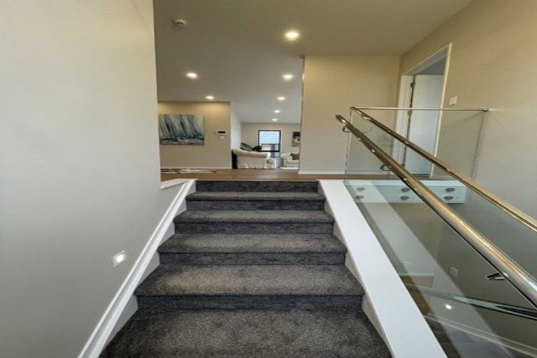 Photo of property in 34 Grand Ridge Avenue, Flat Bush, Auckland, 2019