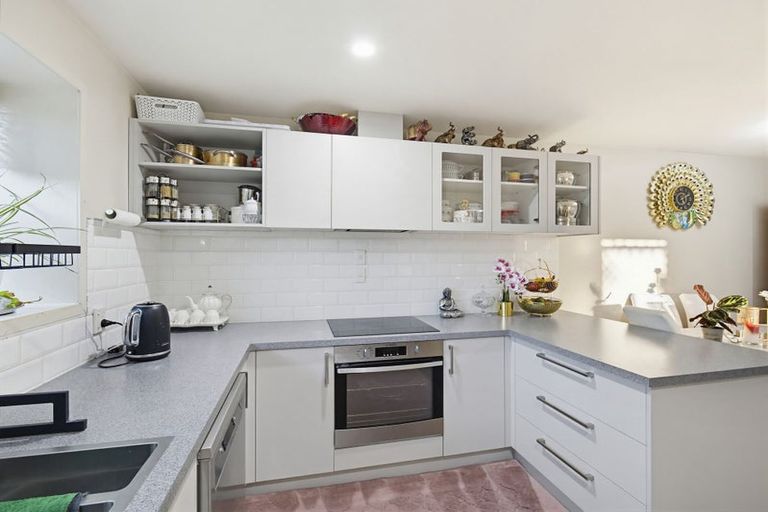 Photo of property in 2/14 Morrison Avenue, Northcote, Christchurch, 8052