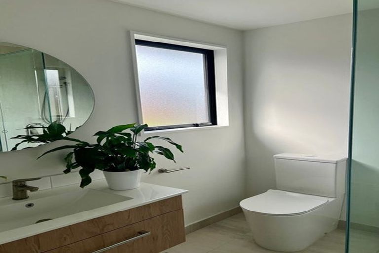 Photo of property in 17 Kinloch Street, St Albans, Christchurch, 8014