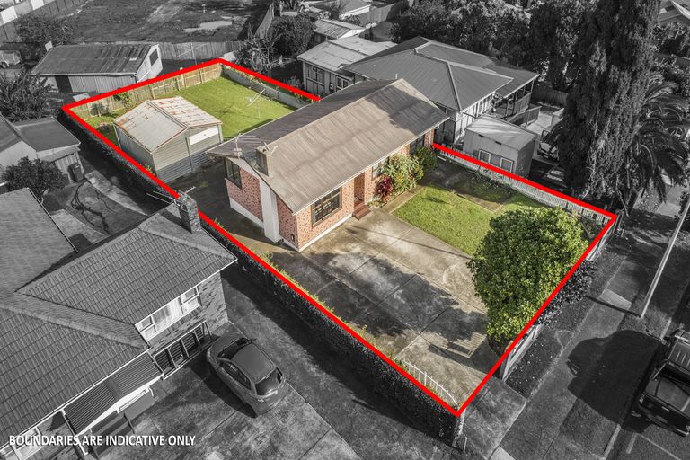 Photo of property in 11 Imrie Avenue, Mangere, Auckland, 2022