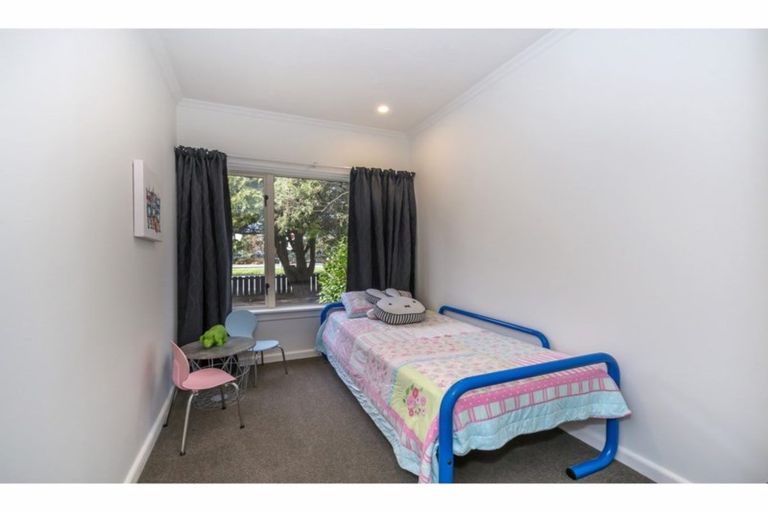 Photo of property in 250 Opawa Road, Hillsborough, Christchurch, 8022