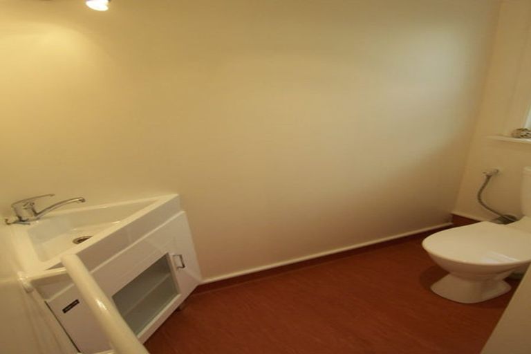 Photo of property in 327 Adelaide Road, Newtown, Wellington, 6021