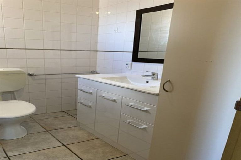 Photo of property in 14c George Street, Riccarton, Christchurch, 8041