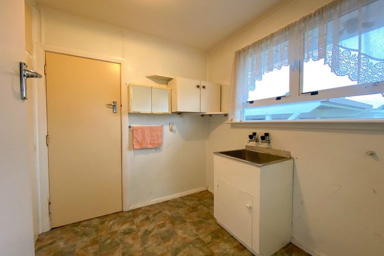 Photo of property in 71 Broadway, Stratford, 4332