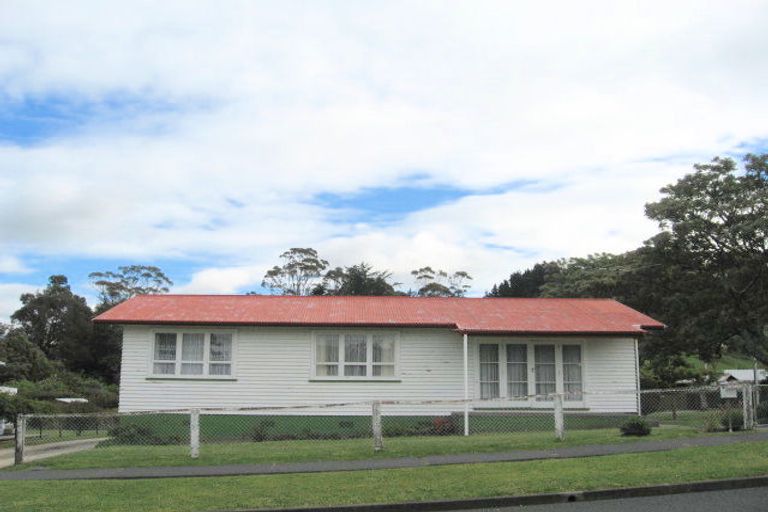 Photo of property in 73 Dalton Street, Outer Kaiti, Gisborne, 4010