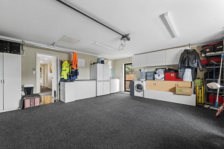 Photo of property in 12 Nikau Place, Hawera, 4610