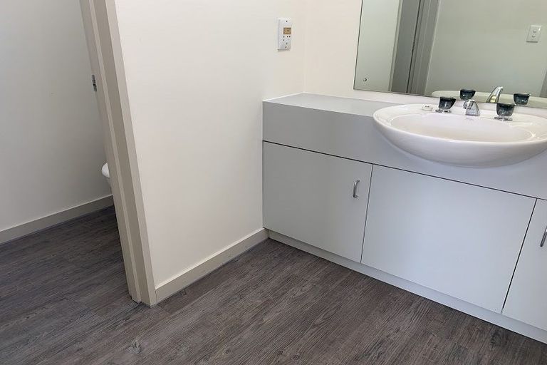 Photo of property in 60b Lismore Street, Wanaka, 9305