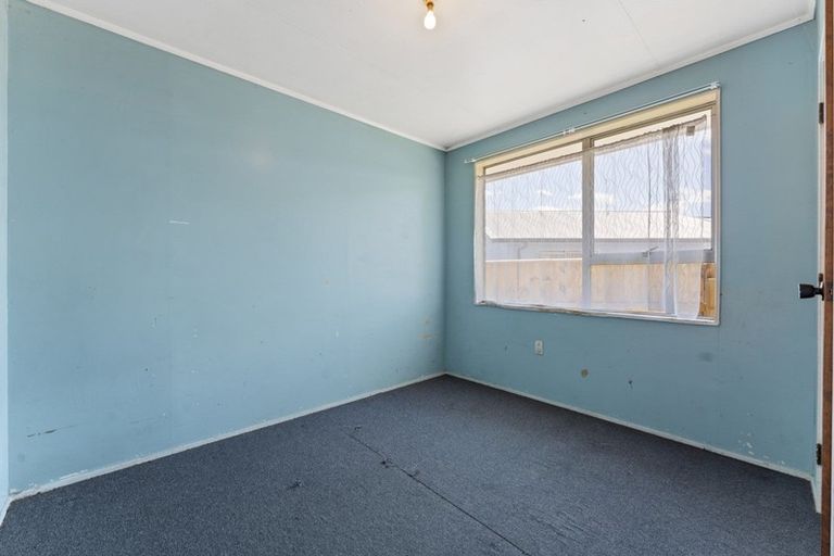 Photo of property in 27 Heather Street, Levin, 5510