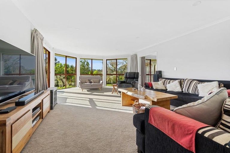 Photo of property in 41 Kent Terrace, Riverhead, 0820