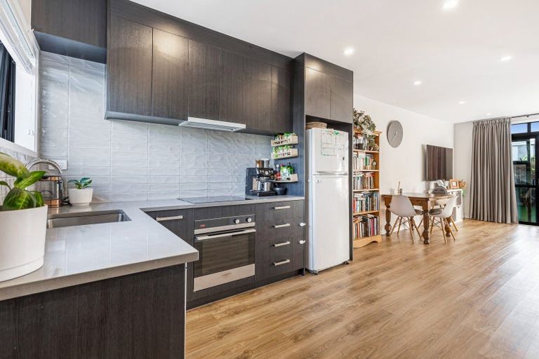 Photo of property in 37 Treloar Crescent, Hobsonville, Auckland, 0616