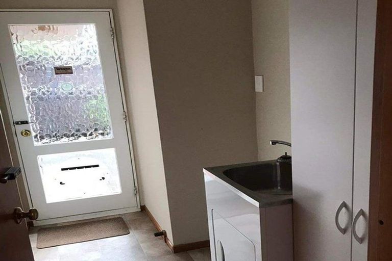 Photo of property in 11a Montgomery Terrace, Hokowhitu, Palmerston North, 4410