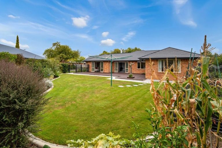 Photo of property in 10 Juliet Place, Rolleston, 7614