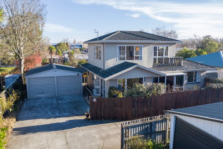 Photo of property in 2/5 Frome Place, St Albans, Christchurch, 8052