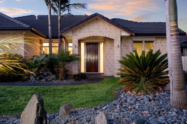 Photo of property in 10 Coles Cove, Papamoa Beach, Papamoa, 3118