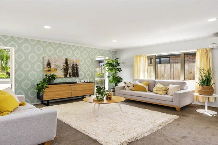 Photo of property in 210 Saint James Drive, Huntington, Hamilton, 3210