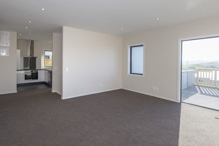 Photo of property in 9d2 Comber Place, Johnsonville, Wellington, 6037