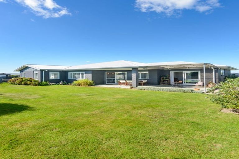 Photo of property in 13 Cherry Place, Feilding, 4702