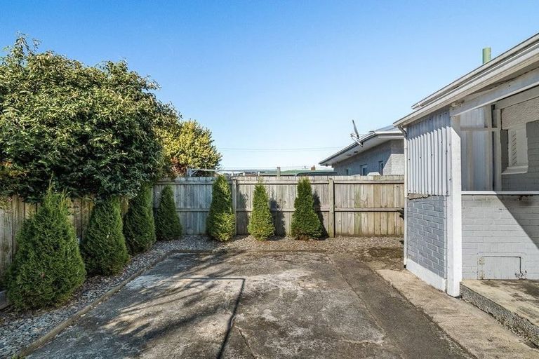 Photo of property in 41 Oxford Street, South Dunedin, Dunedin, 9012