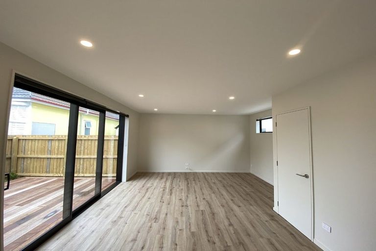 Photo of property in 95c Poulson Street, Addington, Christchurch, 8024