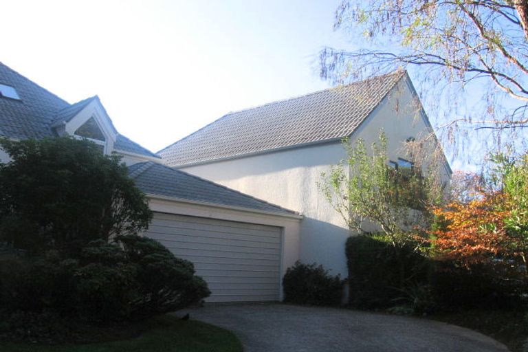 Photo of property in 3 Hinau Street, Woburn, Lower Hutt, 5010