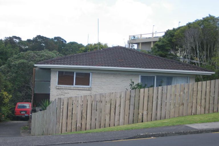 Photo of property in 2/71 Bentley Avenue, Glenfield, Auckland, 0629