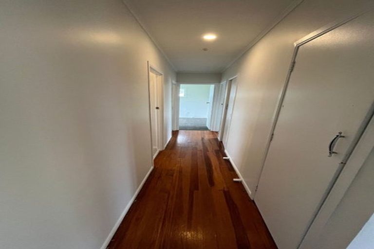 Photo of property in 112 Cargill Street, Papakura, 2110