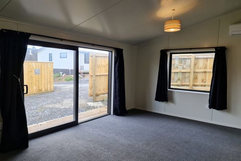 Photo of property in 90 Dimock Street, Titahi Bay, Porirua, 5022