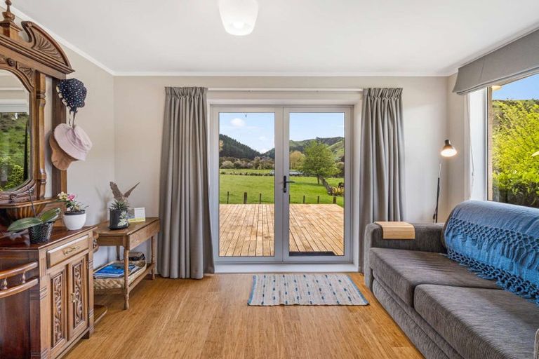 Photo of property in 1038 State Highway 4, Parikino, Whanganui, 4573