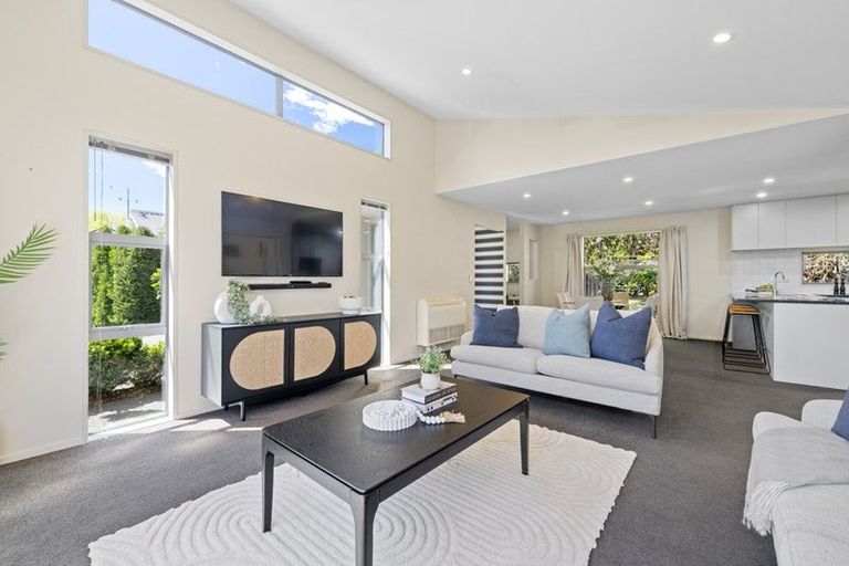 Photo of property in 14 Redwood Place, St Albans, Christchurch, 8052