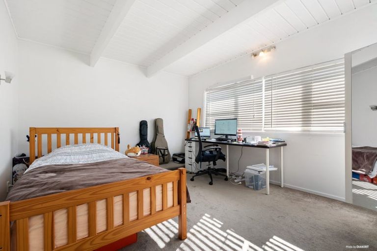 Photo of property in 156 Bleakhouse Road, Mellons Bay, Auckland, 2014