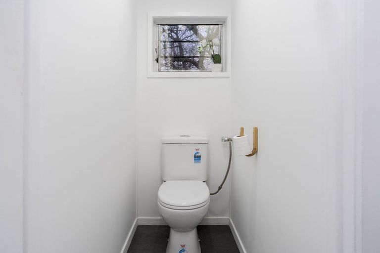 Photo of property in 7/108 West Coast Road, Glen Eden, Auckland, 0602