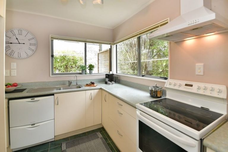 Photo of property in 3 Logan Lane, Stanmore Bay, Whangaparaoa, 0932
